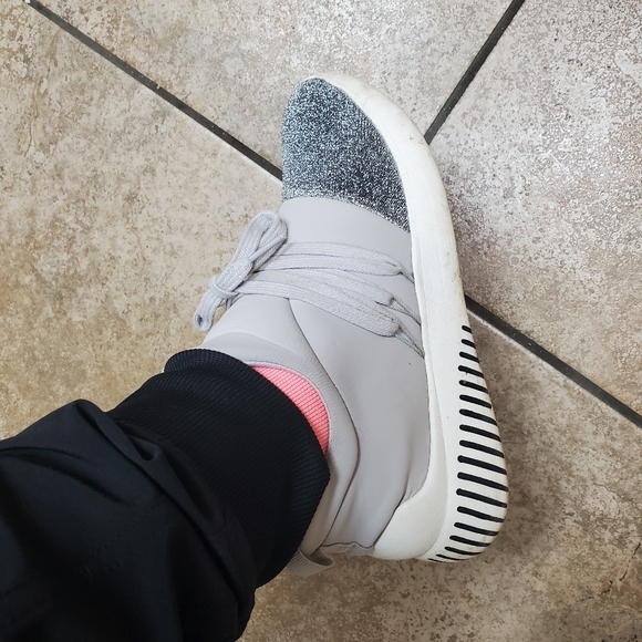 DONATED - Picture 3 of 3